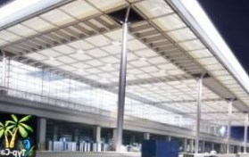 Германия: Недостроенный аэропорт в Берлине стал объектом экскурсий
